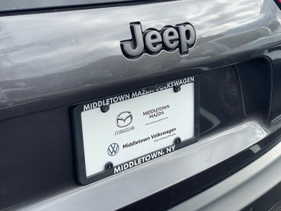 2021 Jeep Cherokee Latitude Lux w/Heated Leather, 4WD, CarPlay