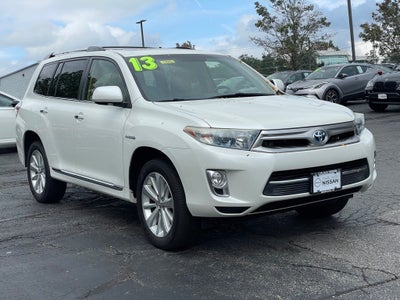 2013 Toyota Highlander Hybrid Limited w/AWD,Heated Leather, 3rd Row-"Manager Special"
