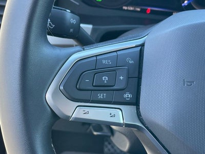 2022 Volkswagen Atlas Cross Sport 2.0T SE w/Technology