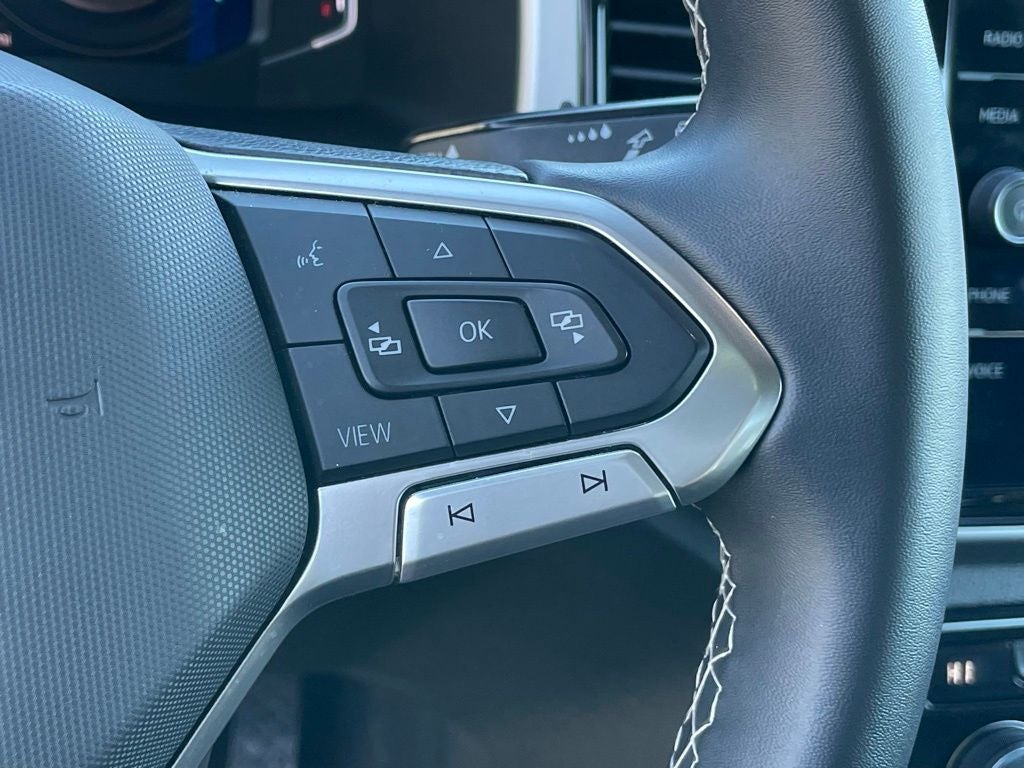 2022 Volkswagen Atlas Cross Sport 2.0T SE w/Technology