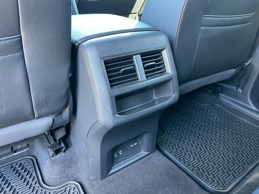 2022 Volkswagen Atlas Cross Sport 2.0T SE w/Technology