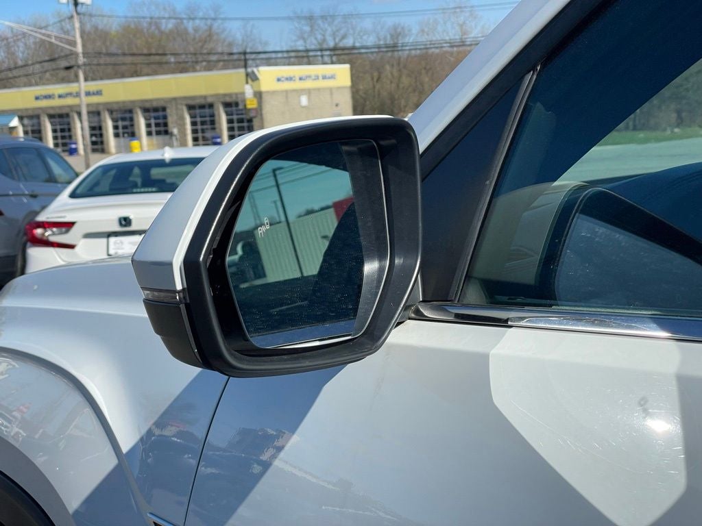 2022 Volkswagen Atlas Cross Sport 2.0T SE w/Technology