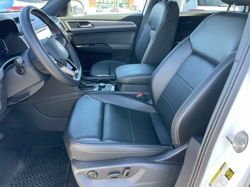 2022 Volkswagen Atlas Cross Sport 2.0T SE w/Technology