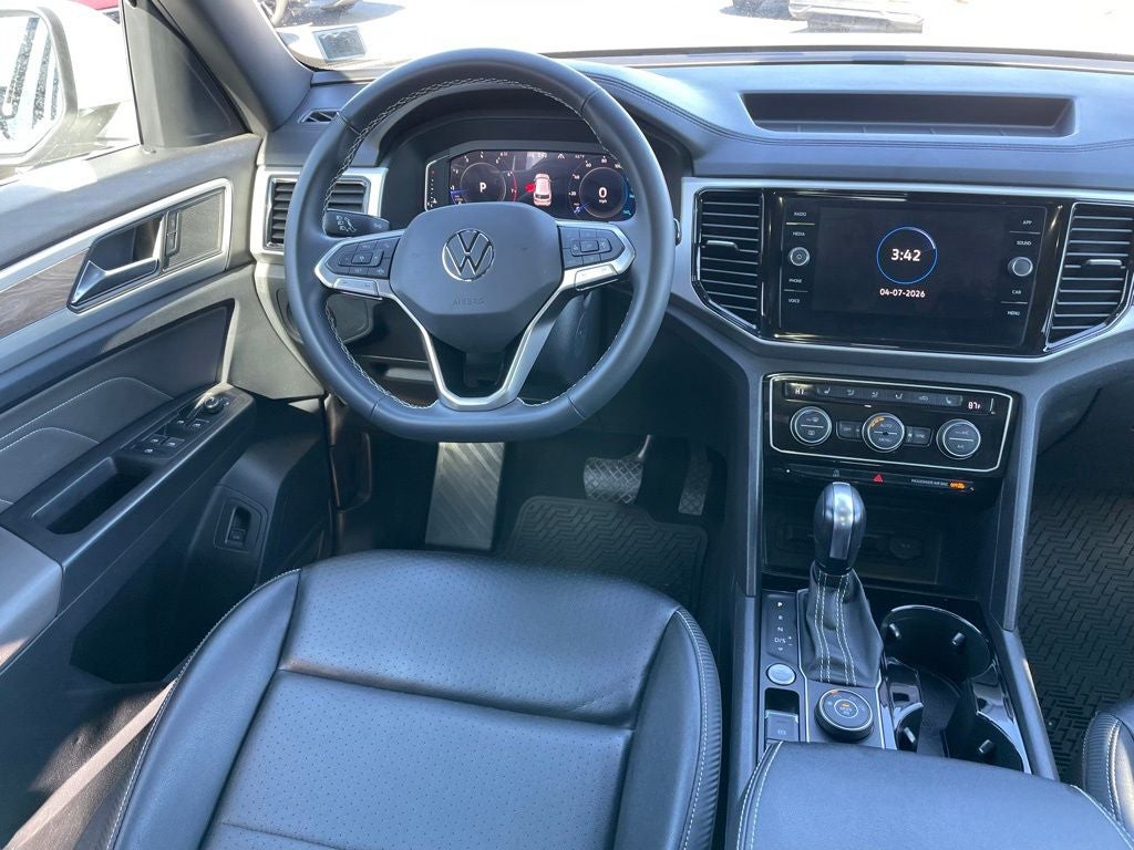 2022 Volkswagen Atlas Cross Sport 2.0T SE w/Technology