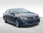 2017 Volkswagen Passat 1.8T R-Line
