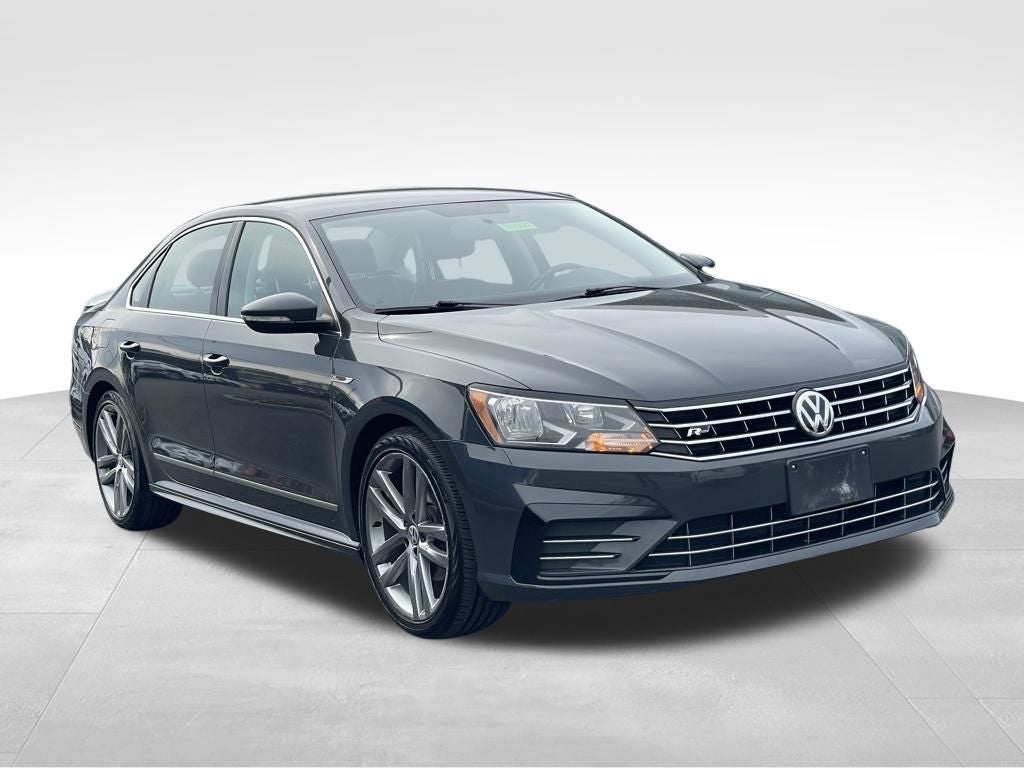 2017 Volkswagen Passat 1.8T R-Line