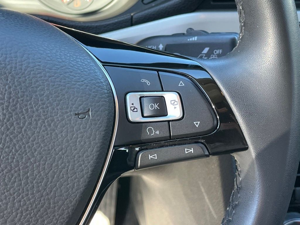 2022 Volkswagen Passat 2.0T SE