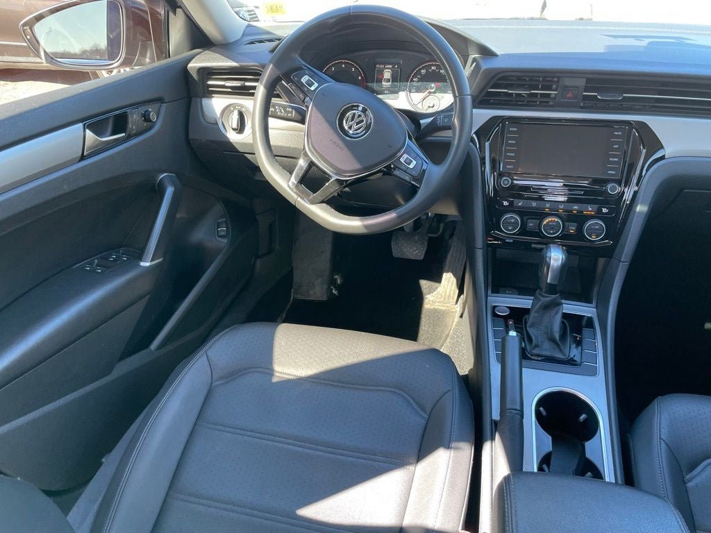 2022 Volkswagen Passat 2.0T SE