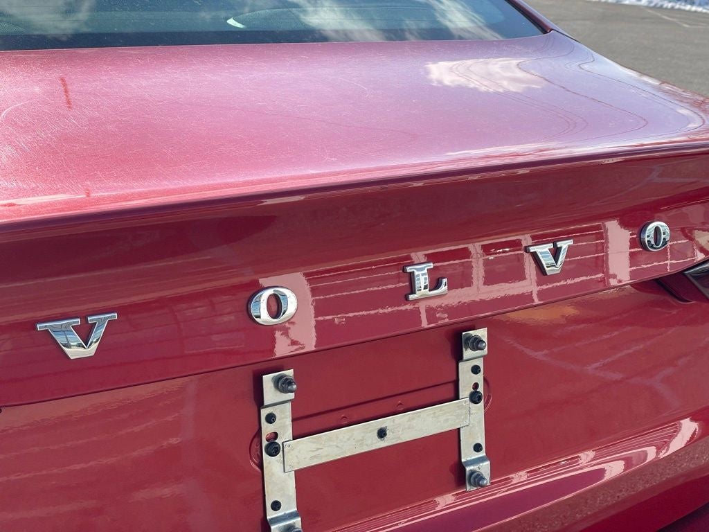 2024 Volvo S60 B5 Core Dark Theme