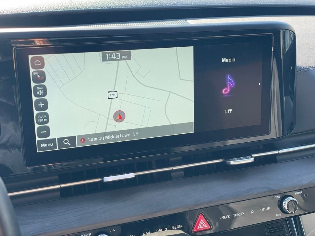 2024 Kia Carnival EX