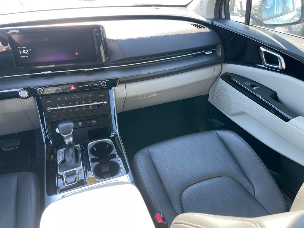 2024 Kia Carnival EX