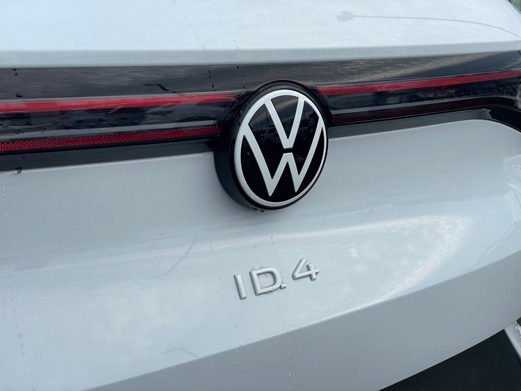 2022 Volkswagen ID.4 Pro