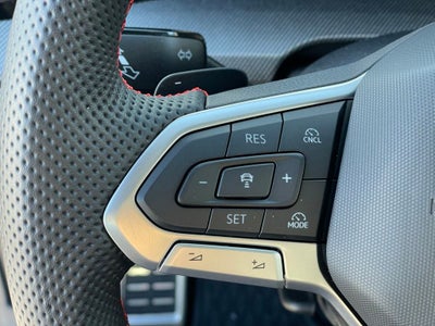 2025 Volkswagen Golf GTI 2.0T SE