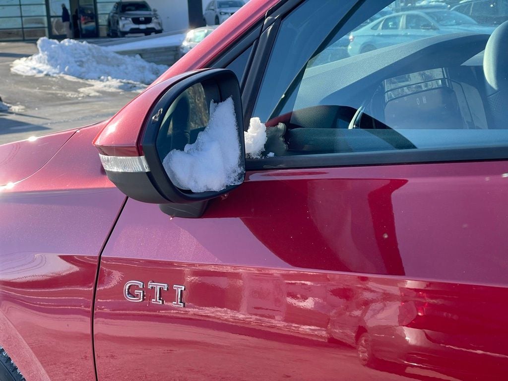 2025 Volkswagen Golf GTI 2.0T SE