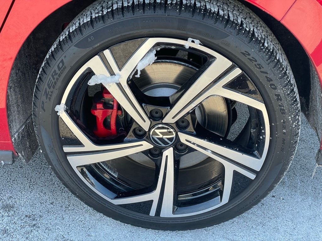 2025 Volkswagen Golf GTI 2.0T SE