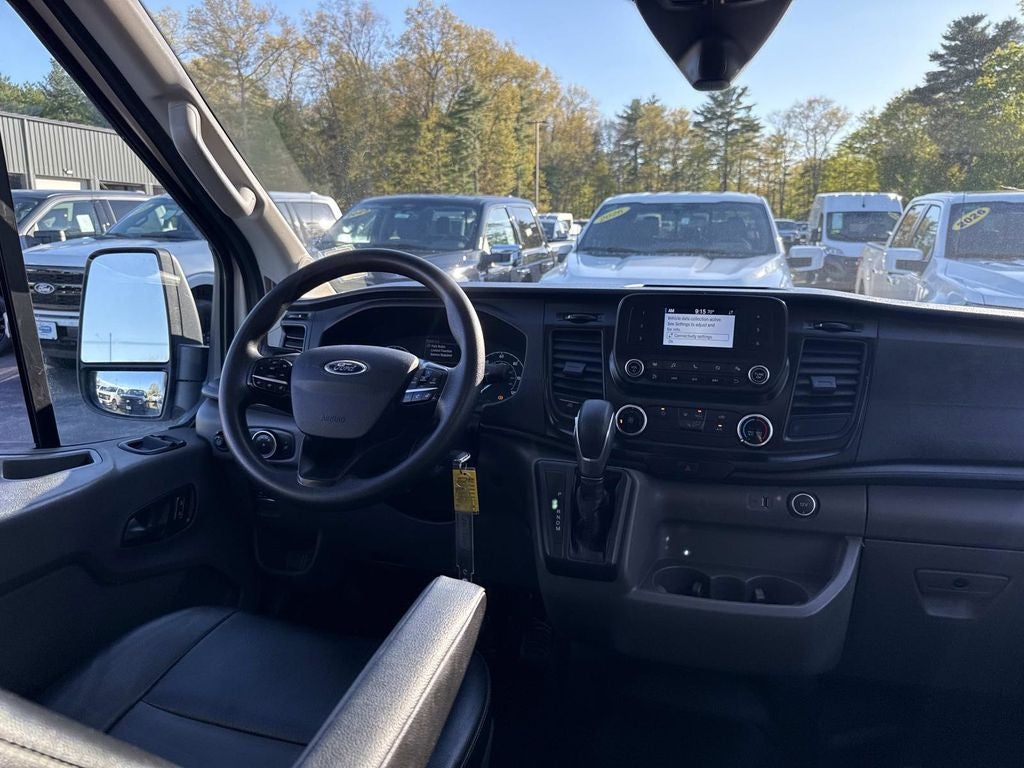 2022 Ford Transit-250 Base