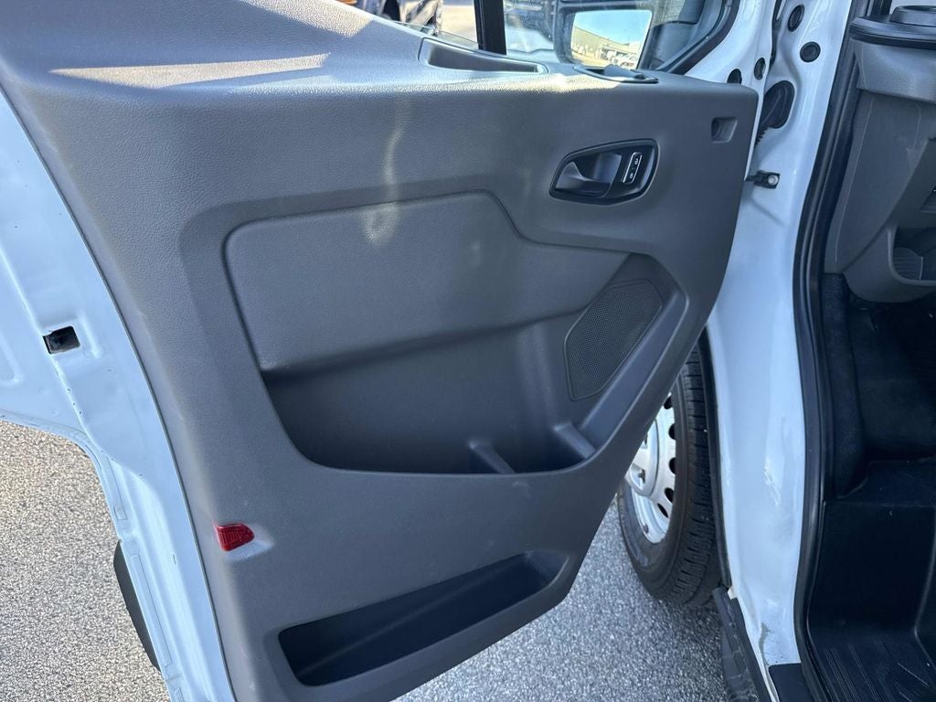 2022 Ford Transit-250 Base