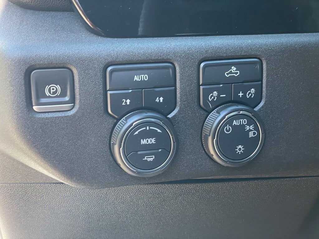 2023 Chevrolet Silverado 1500 LT LT1