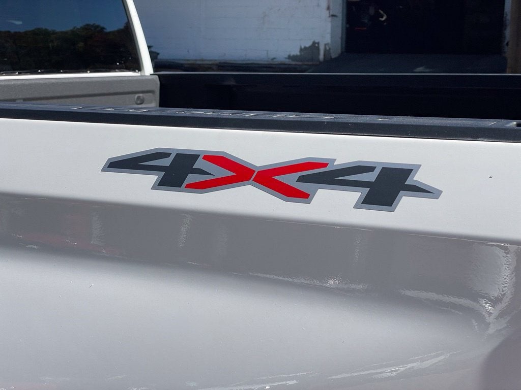 2023 Chevrolet Silverado 1500 LT LT1