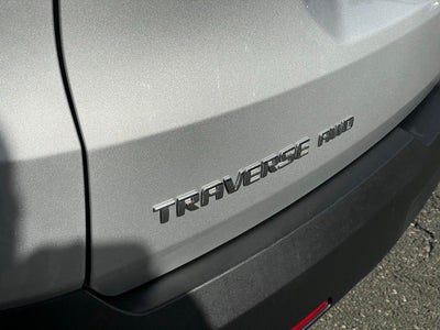 2022 Chevrolet Traverse LS