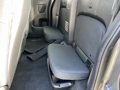 2023 Nissan Frontier S