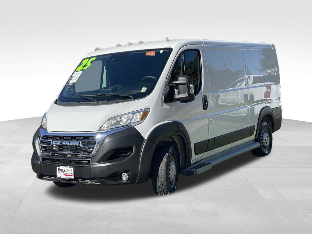 2025 RAM ProMaster 2500 Base 136 WB