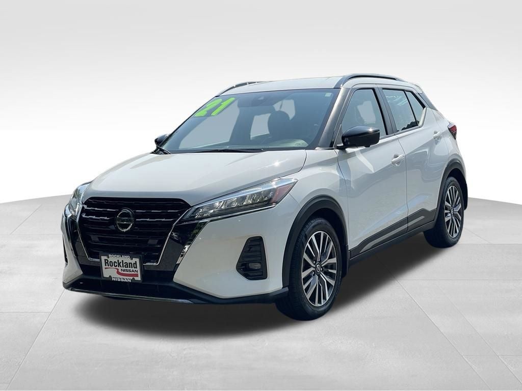 2021 Nissan Kicks SR