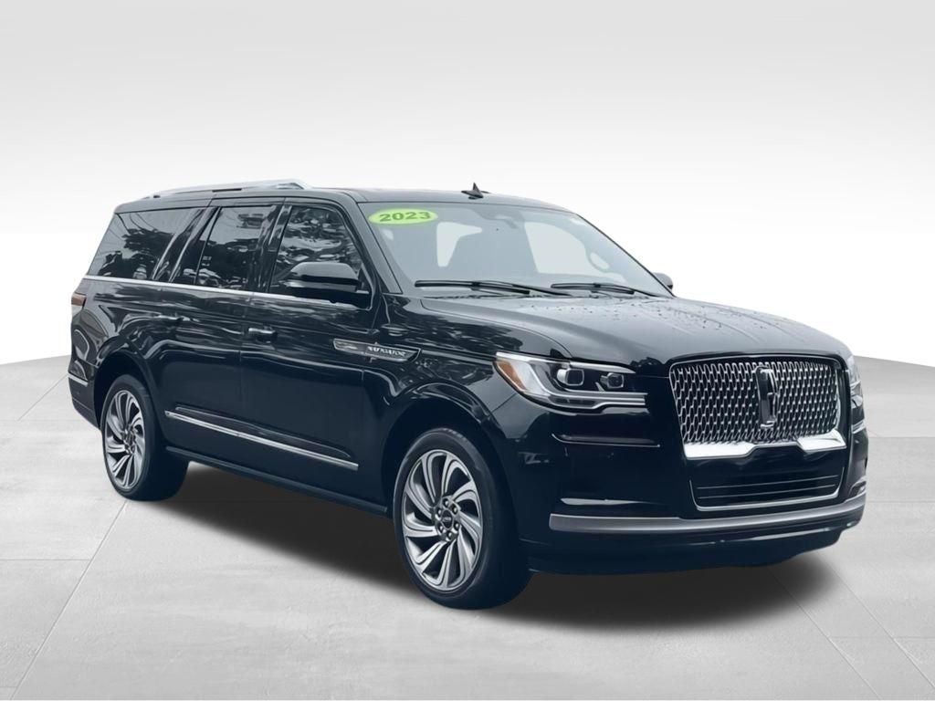 2023 Lincoln Navigator L Reserve