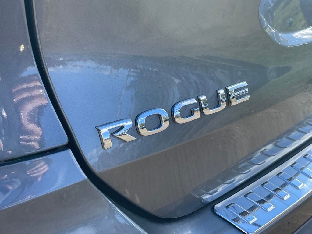 2020 Nissan Rogue SL
