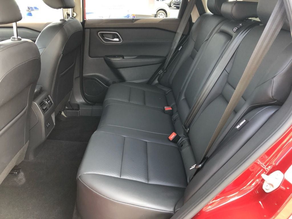 2023 Nissan Rogue SV Prem