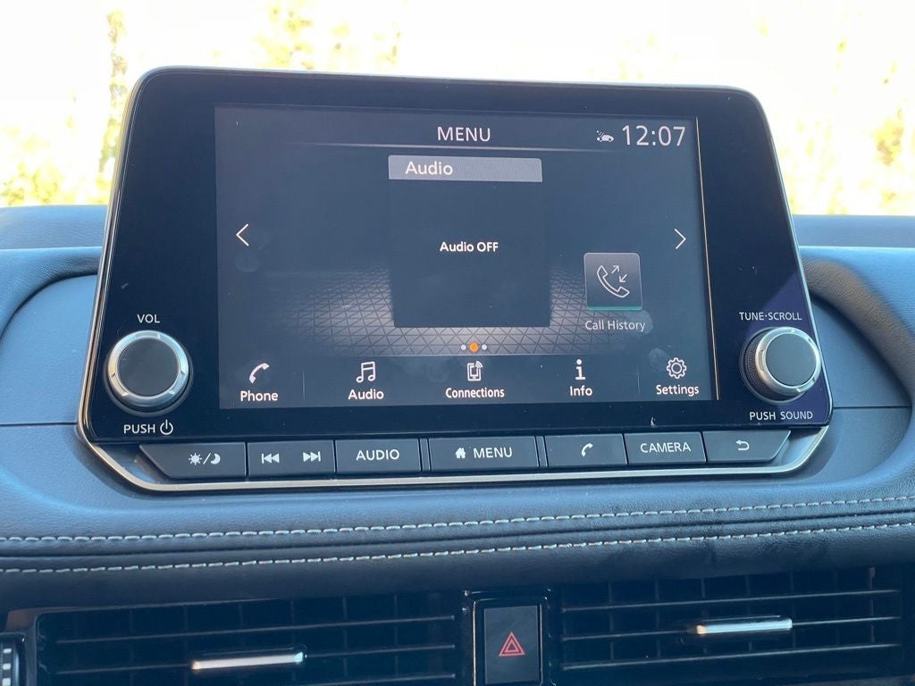 2022 Nissan Rogue SV Cloth Seating