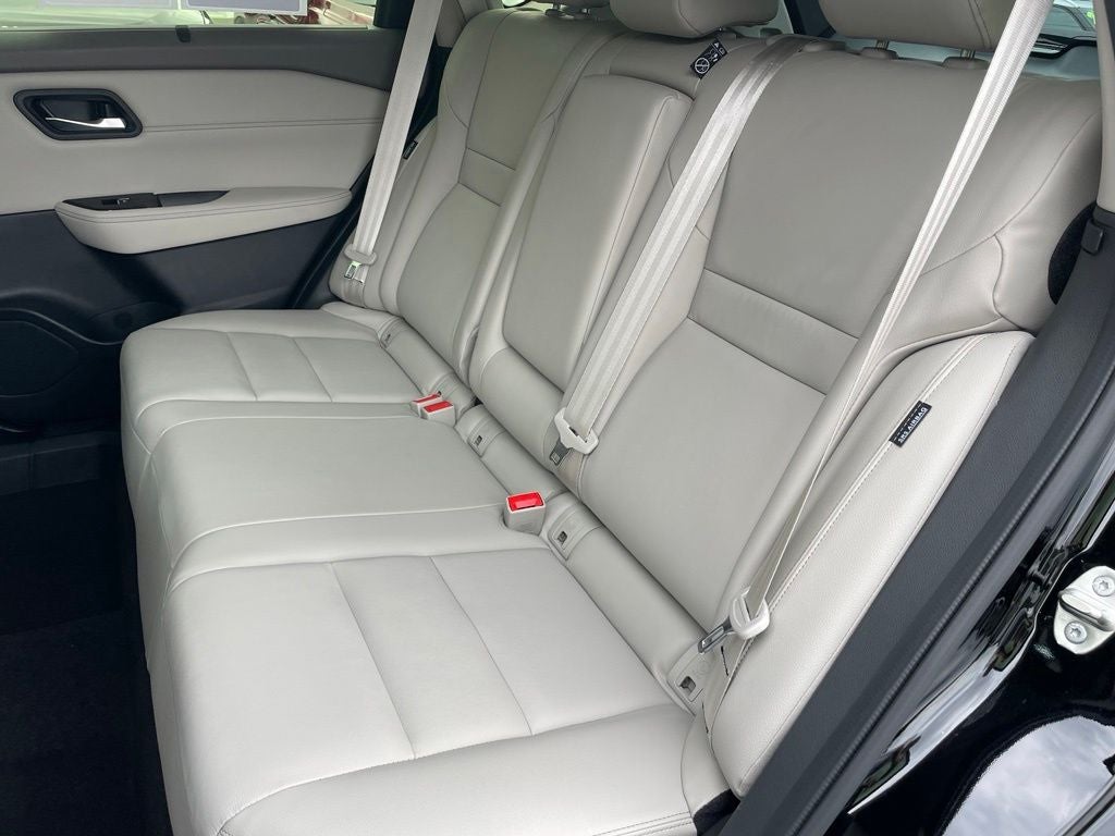 2023 Nissan Rogue SL Premium