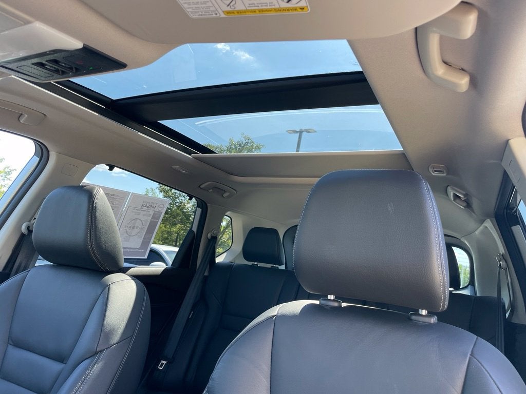 2023 Nissan Rogue SL Premium