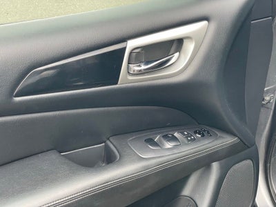 2020 Nissan Pathfinder S