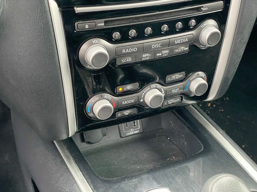2020 Nissan Pathfinder S