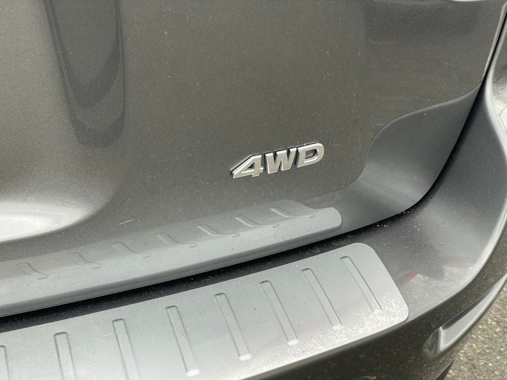 2020 Nissan Pathfinder S