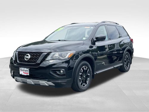 2020 Nissan Pathfinder SL