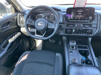 2023 Nissan Pathfinder S