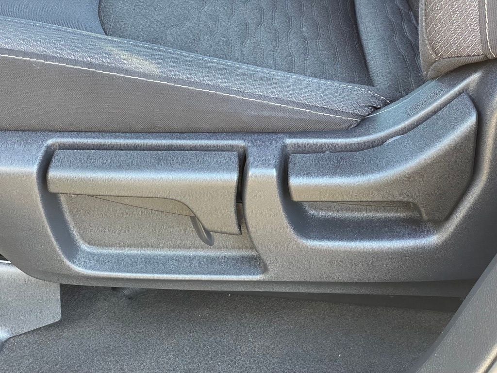 2023 Nissan Pathfinder S