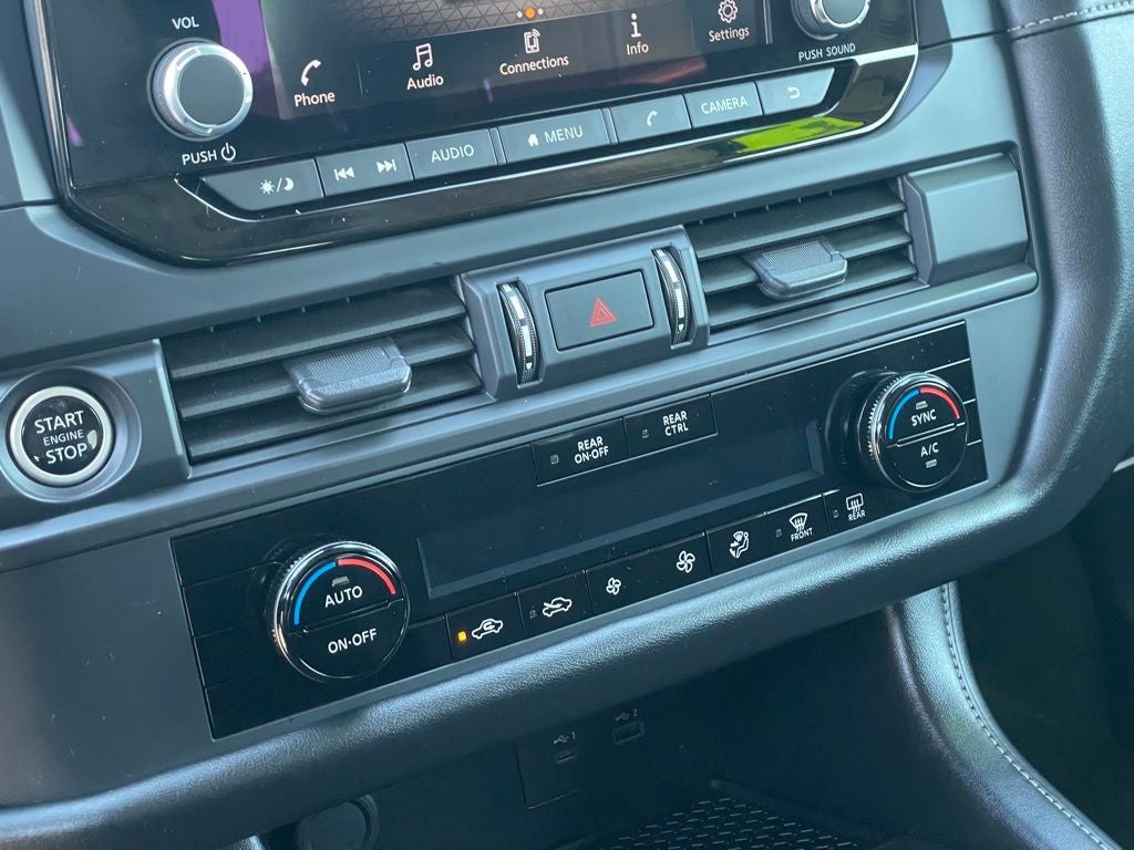 2023 Nissan Pathfinder S