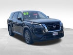 2023 Nissan Pathfinder S