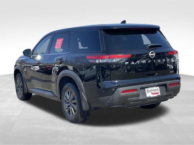 2023 Nissan Pathfinder S