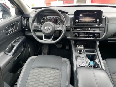 2025 Nissan Pathfinder S