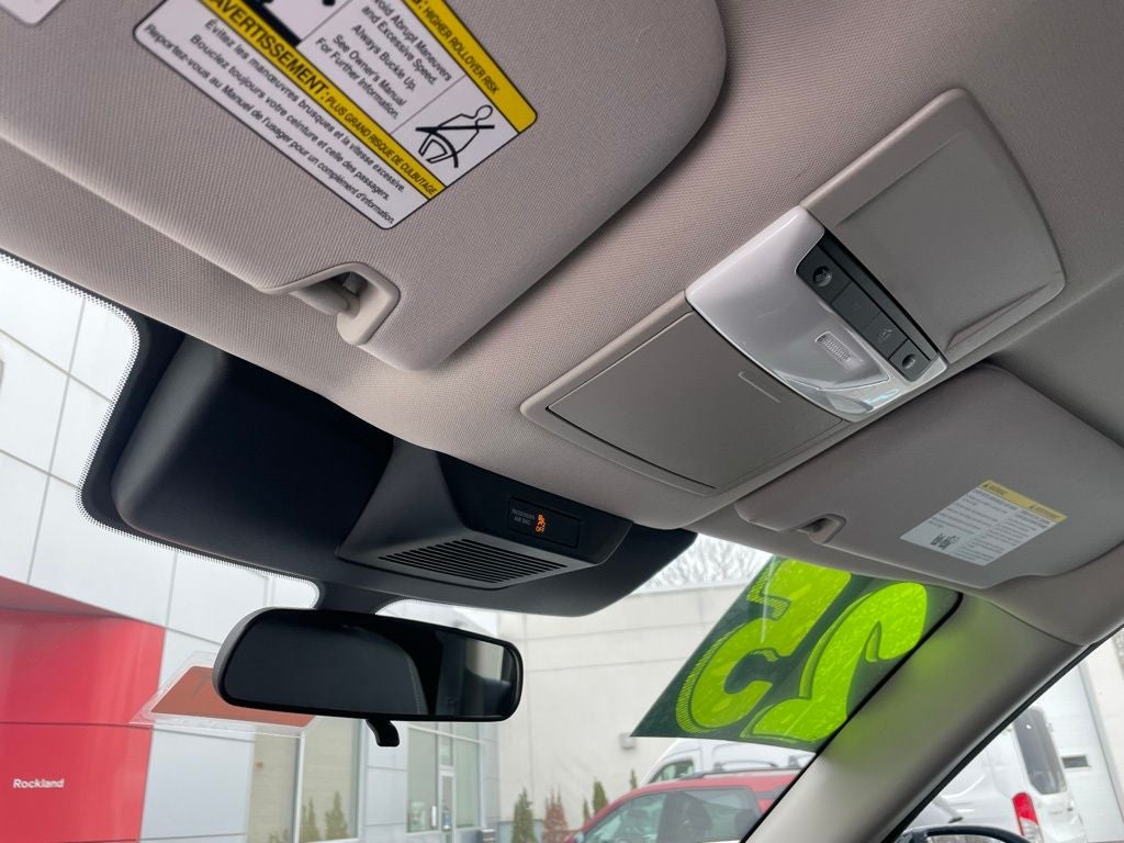 2025 Nissan Pathfinder S