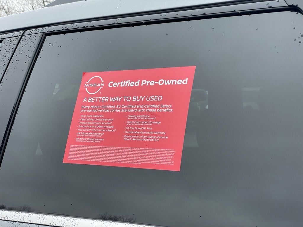 2024 Nissan Pathfinder SV