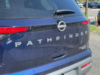 2023 Nissan Pathfinder Platinum