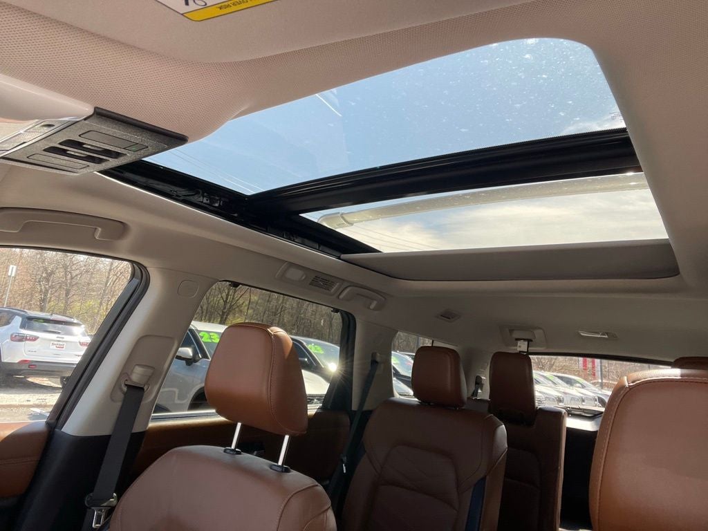 2022 Nissan Pathfinder Platinum