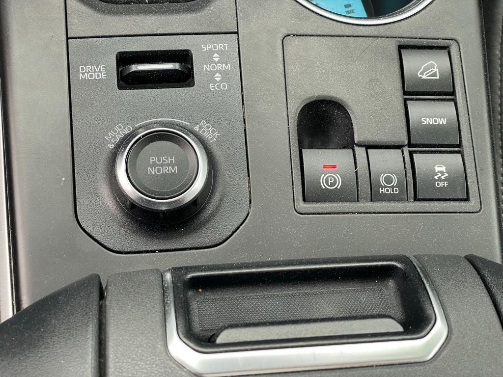 2023 Toyota Highlander Base