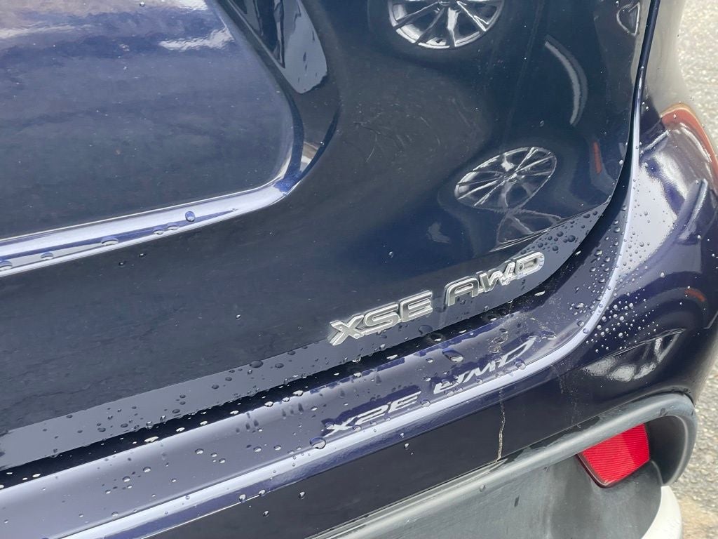 2023 Toyota Highlander Base