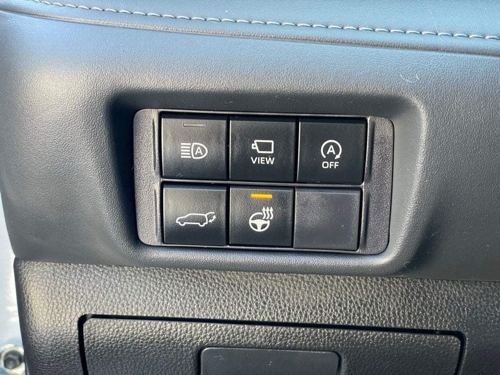 2023 Toyota Highlander Base